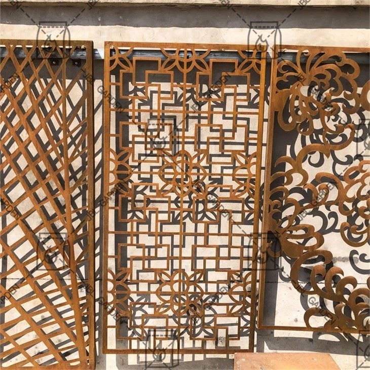 Corten Steels Room Creen Fence