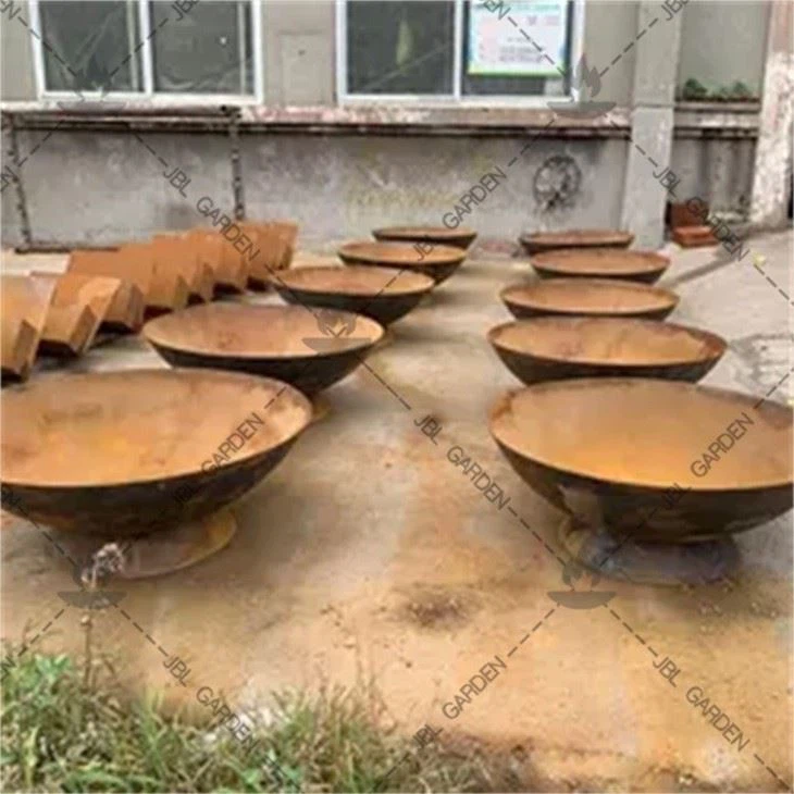 Outdoor Wood Fire Pit With Chimney