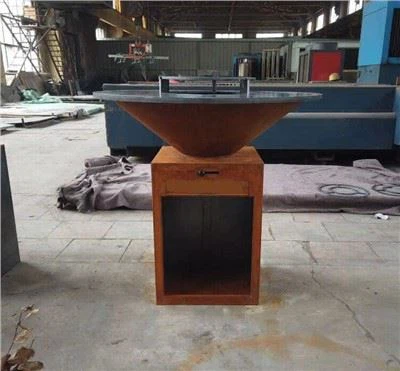 Μεγάλη Μεταλλική Σκουριασμένη ψησταριά Corten BBQ
