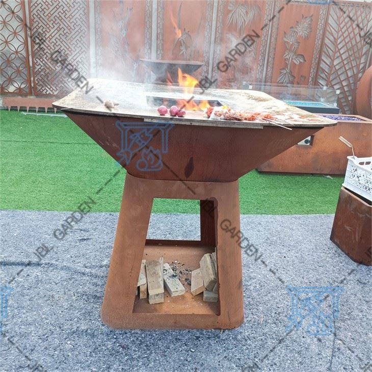 Steel Steel Grill