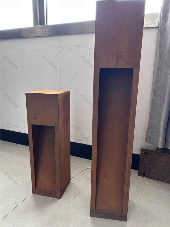 What Are Bollard Lights